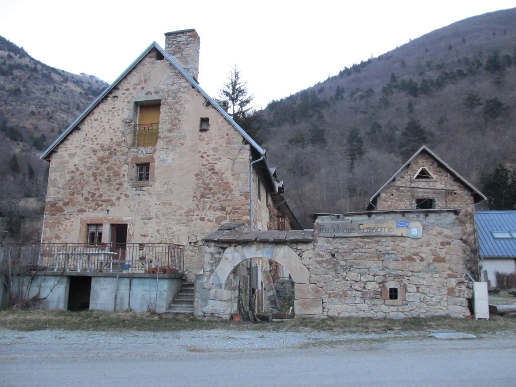Au Fil Des Saisons Bed and Breakfast Les Cotes de Corps Buitenkant foto