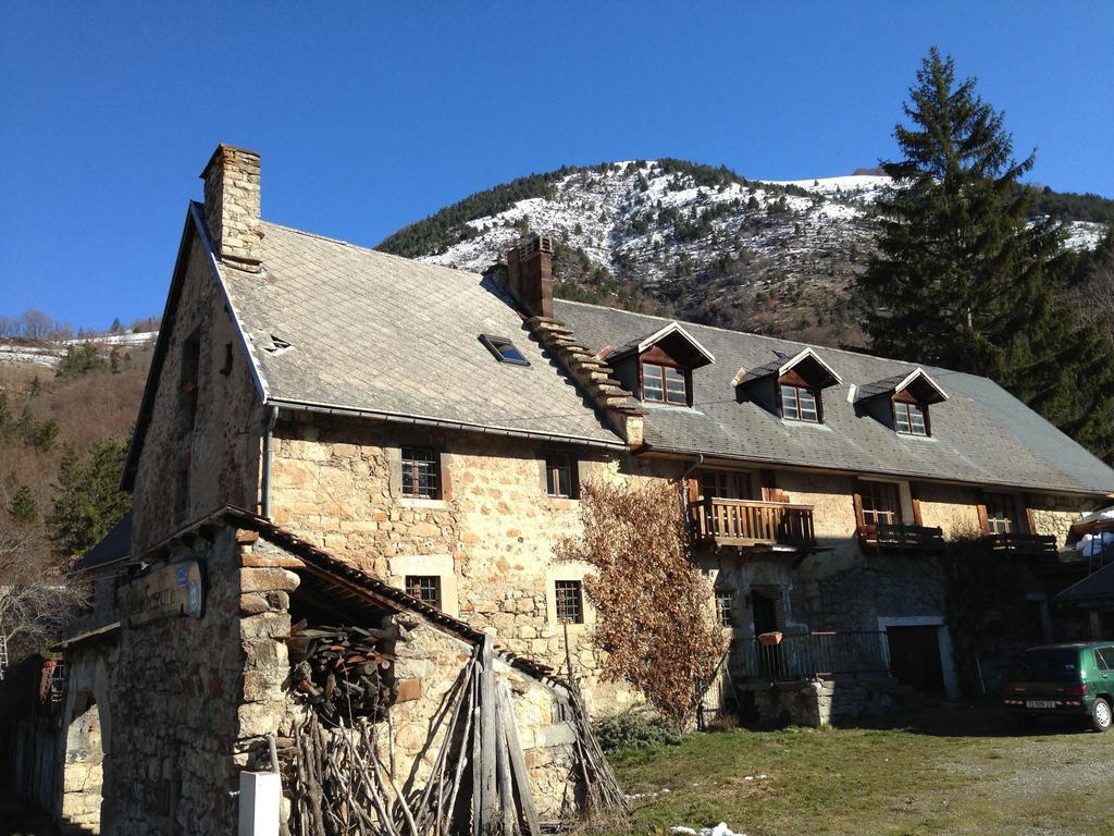 Au Fil Des Saisons Bed and Breakfast Les Cotes de Corps Buitenkant foto