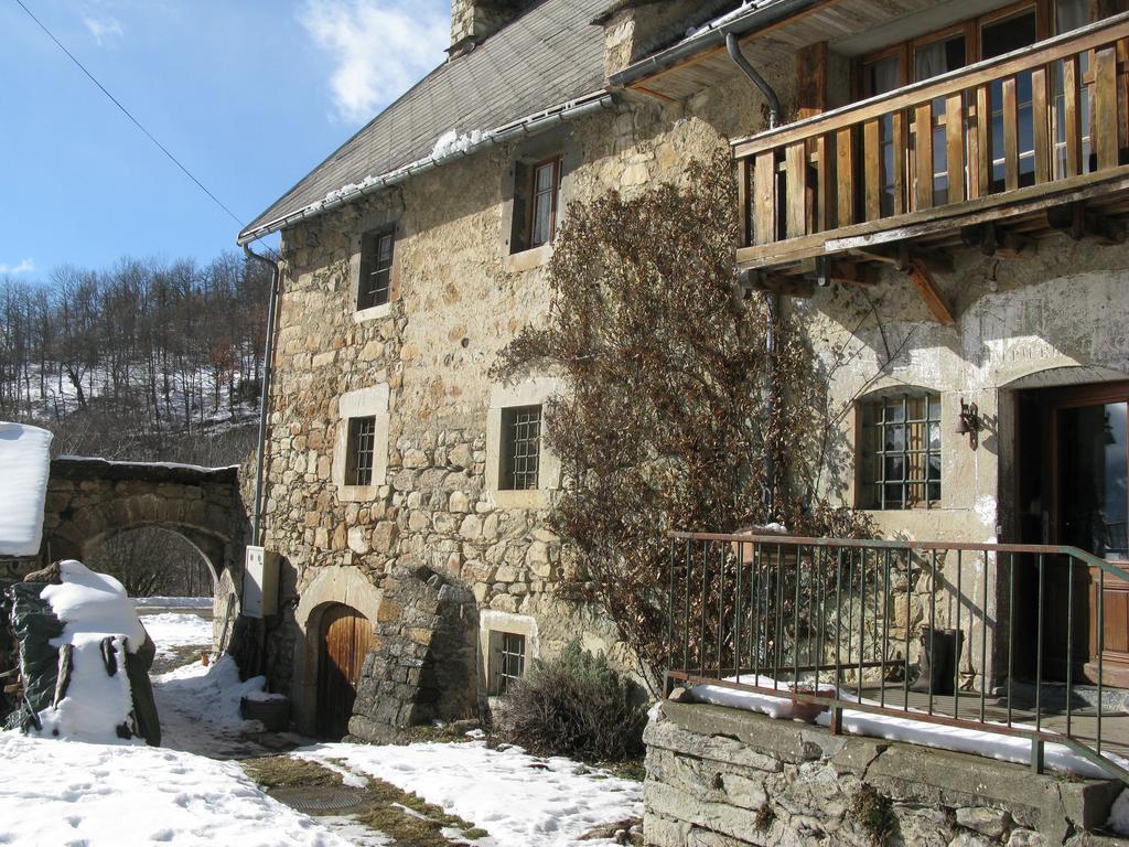 Au Fil Des Saisons Bed and Breakfast Les Cotes de Corps Buitenkant foto